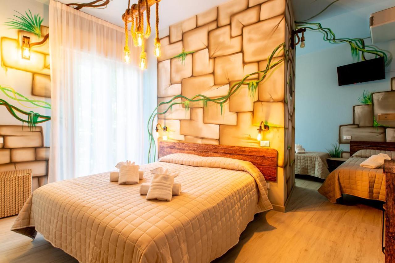 Hotel Jole San Mauro Mare Екстериор снимка