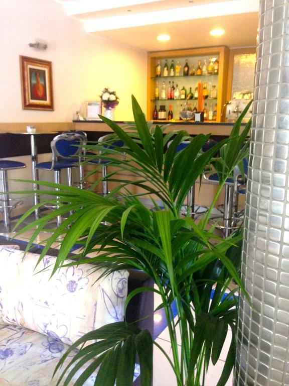 Hotel Jole San Mauro Mare Екстериор снимка