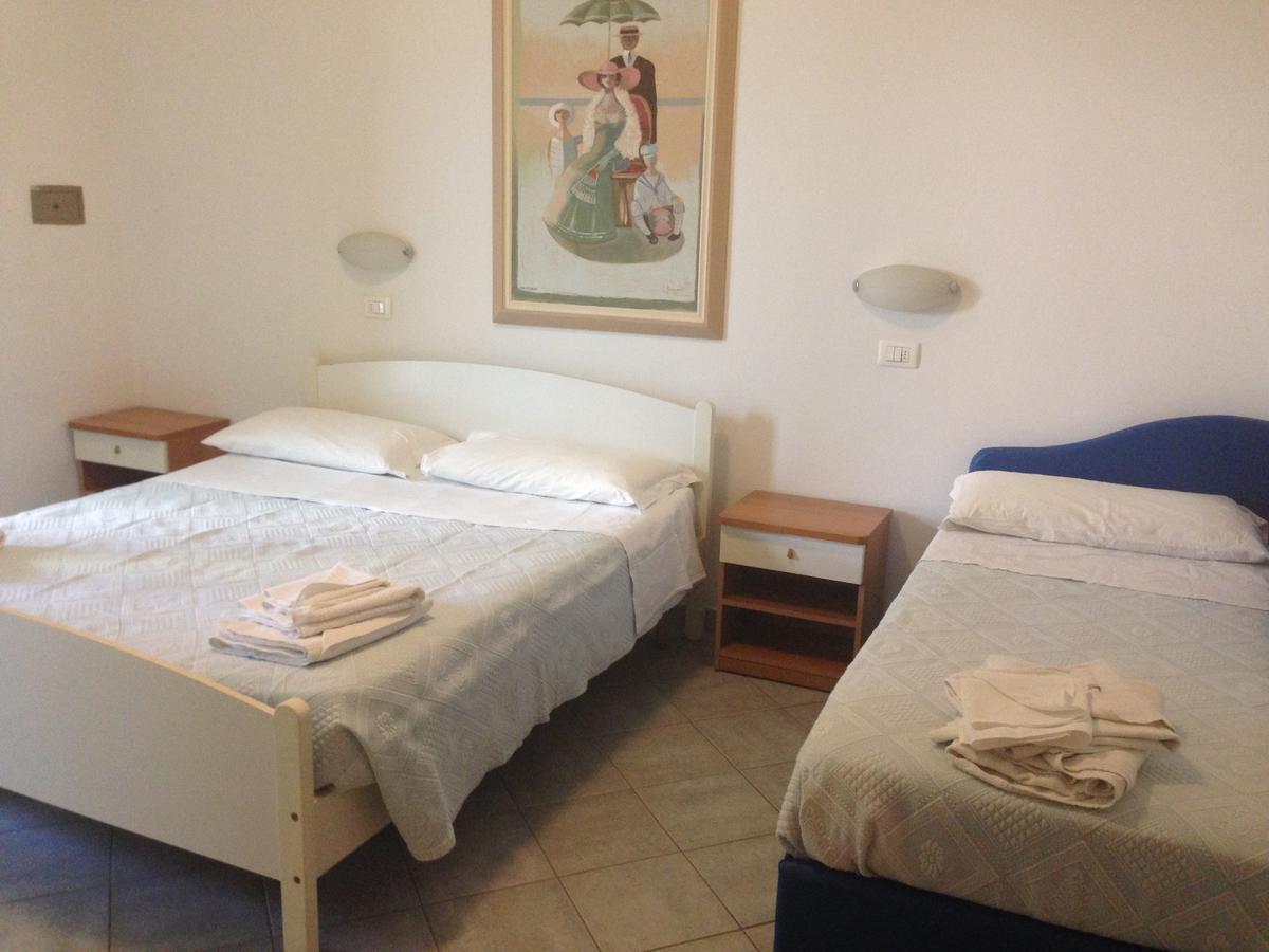 Hotel Jole San Mauro Mare Екстериор снимка